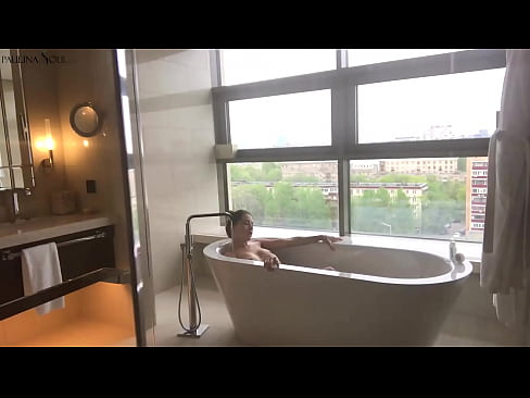 ❤️ Valtava babe runkkaa intohimoisesti pilluaan kylpyhuoneessa Pornovideo at fi.safehaus.top ❤